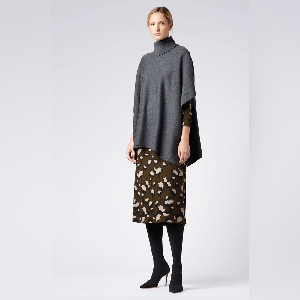 HUGO BOSS Wool Shawl Gray Turtleneck Women's Sweater one size poncho